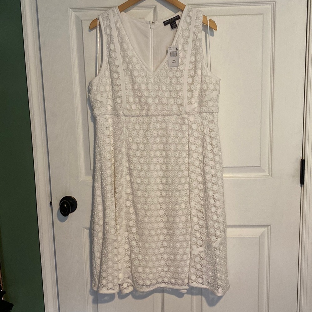 NWT - A Pea in the Pod Maternity Dress